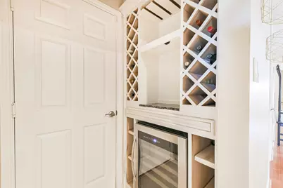 718 Redwing Place Drive, Houston, TX 77009 - Photo 17