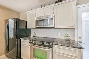 718 Redwing Pl Dr, Houston, TX 77009 - Photo 15