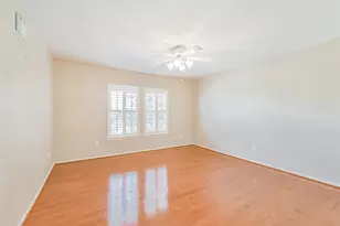 718 Redwing Pl Dr, Houston, TX 77009 - Photo 33