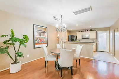 718 Redwing Place Drive, Houston, TX 77009 - Photo 9