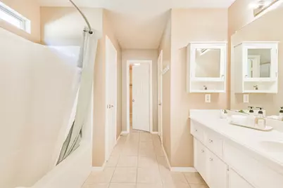 718 Redwing Place Drive, Houston, TX 77009 - Photo 25