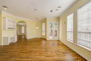 2124 Nantucket Dr, Houston, TX 77057 - Photo 15