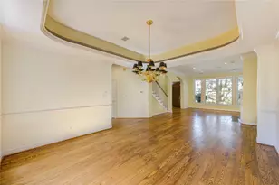 2124 Nantucket Dr, Houston, TX 77057 - Photo 9