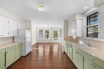 208 Summit Street, Schulenburg, TX 78956 - Photo 13