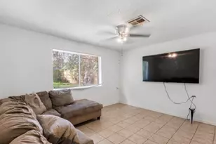 5830 Woodview Dr, Houston, TX 77396 - Photo 3