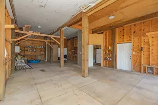 13037 John Reynolds Rd, Galveston, TX 77554 - Photo 27