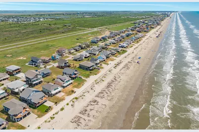 13037 John Reynolds Road, Galveston, TX 77554 - Photo 11
