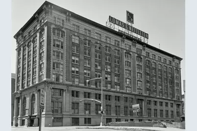 201 Main Street #4F, Houston, TX 77002 - Photo 27