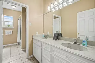 5400 W Orange St, Pearland, TX 77581 - Photo 25
