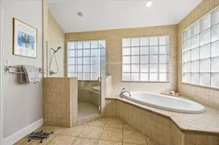 6635 Minola St, Houston, TX 77007 - Photo 21