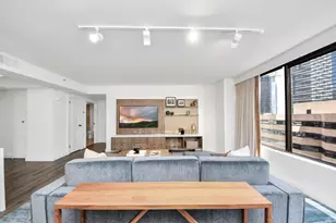 1300 Lamar St, Houston, TX 77010 - Photo 15