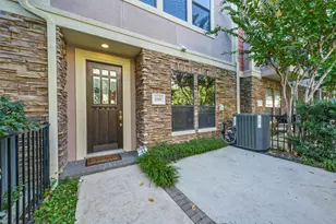 1049 W 22nd St, Houston, TX 77008 - Photo 37