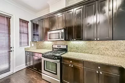 1049 W 22nd Street #C, Houston, TX 77008 - Photo 11