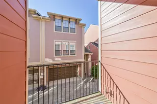 1049 W 22nd St, Houston, TX 77008 - Photo 17