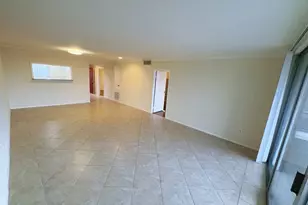 2210 Dorrington St, Houston, TX 77030 - Photo 3