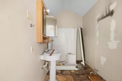 488 7th Street, Somerville, TX 77879 - Photo 21