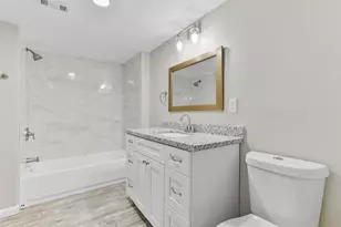 6905 Speaker St, Hitchcock, TX 77563 - Photo 19