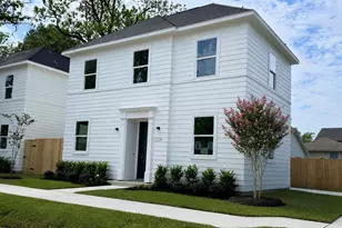 2524 Sam Wilson St, Houston, TX 77020 - Photo 9