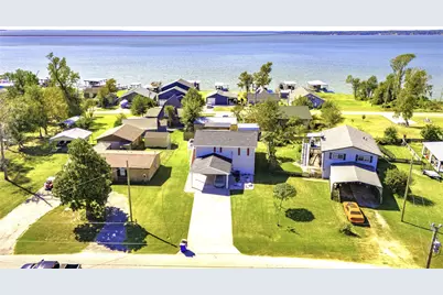 400 Shorthorn Dr, Onalaska, TX 77360 - Photo 1