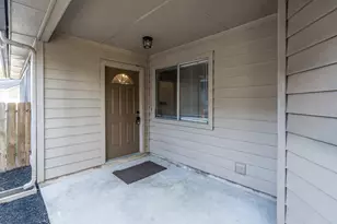 8607 Laurel Trails Dr, Houston, TX 77095 - Photo 5