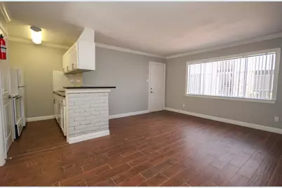 2011 Marshall Street #15, Houston, TX 77098 - Photo 9