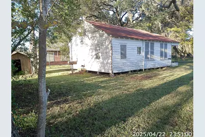 502 Camp Street, Alleyton, TX 78935 - Photo 7