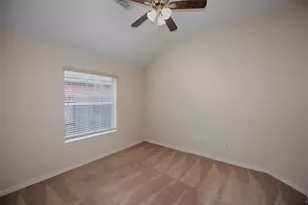 2725 Hidden Landing Dr, Pearland, TX 77584 - Photo 29
