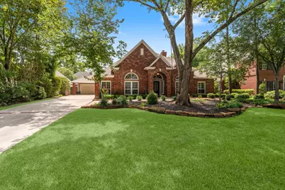 165 W Shadowpoint Circle, The Woodlands, TX 77381 - Photo 5