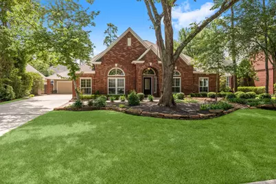 165 W Shadowpoint Circle, The Woodlands, TX 77381 - Photo 1
