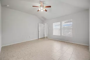 16523 Strathmore Manor Ln, Houston, TX 77090 - Photo 11