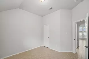 16523 Strathmore Manor Ln, Houston, TX 77090 - Photo 13