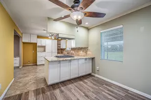 5826 Russell Ln, Baytown, TX 77521 - Photo 21