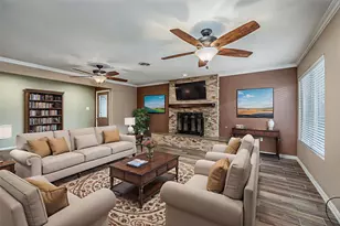 5826 Russell Ln, Baytown, TX 77521 - Photo 13