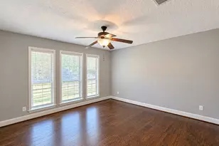 2118 Eagle Point Rd, Crosby, TX 77532 - Photo 9