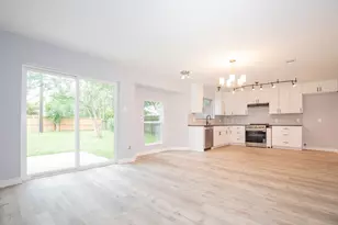 4219 Brandemere Way St, Houston, TX 77066 - Photo 3