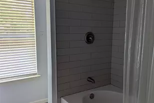 16158 Canaridge Dr, Houston, TX 77053 - Photo 15