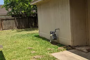 16158 Canaridge Dr, Houston, TX 77053 - Photo 19