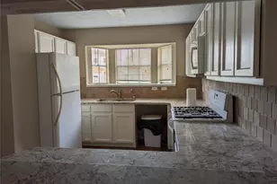 16158 Canaridge Dr, Houston, TX 77053 - Photo 9