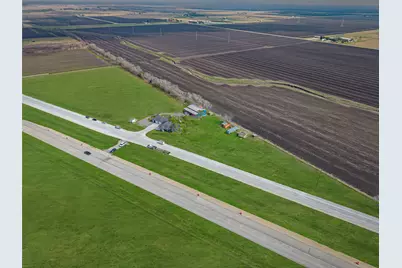 28539 Highway 36, Damon, TX 77430 - Photo 23