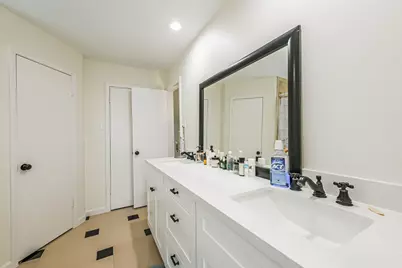 4030 Bentley Drive, Pearland, TX 77584 - Photo 23