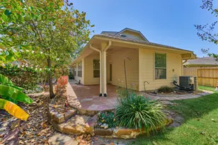 175 W Lilac Ridge Pl, The Woodlands, TX 77384 - Photo 5