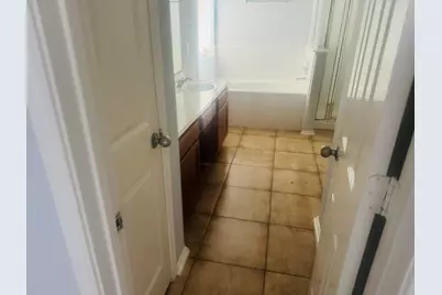 10411 Iris Lake Court, Houston, TX 77070 - Photo 25