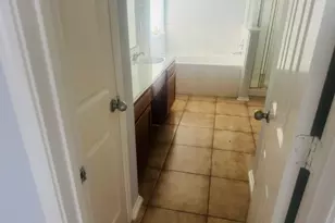 10411 Iris Lake Ct, Houston, TX 77070 - Photo 25