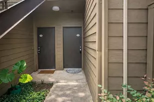 10047 Westpark Dr, Houston, TX 77042 - Photo 3