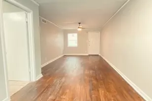 9006 Ilona Ln, Houston, TX 77025 - Photo 5