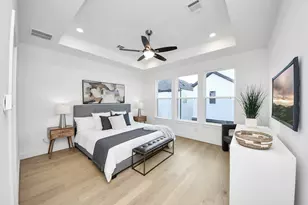 719 Marcella St, Houston, TX 77091 - Photo 13