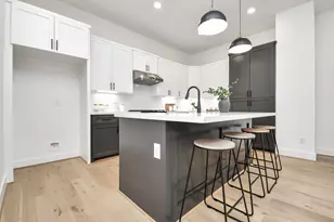 719 Marcella St, Houston, TX 77091 - Photo 9