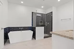 1928 Purswell Rd, Houston, TX 77055 - Photo 19