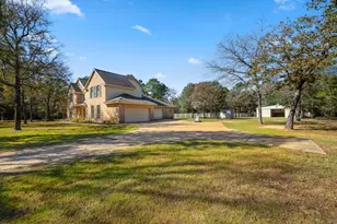 8102 Hills Pkwy, Montgomery, TX 77316 - Photo 45