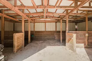 8102 Hills Pkwy, Montgomery, TX 77316 - Photo 43